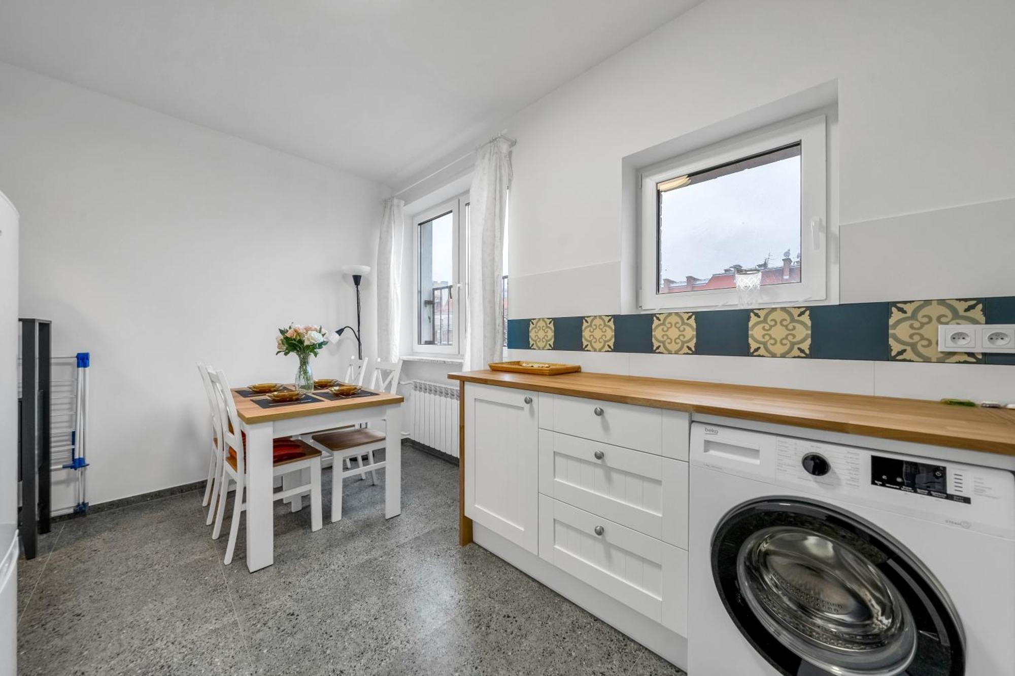 Apartament Downtown - Location, Metro Nearby - By Rentujemy *